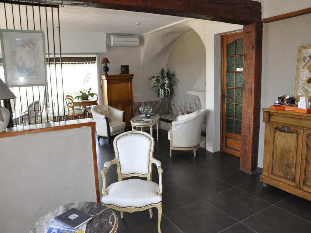 Private - Adult Only Hotel 4*