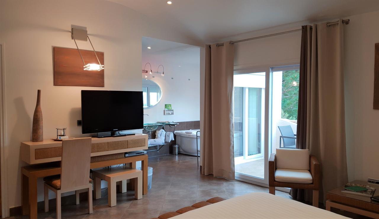Private - Adult Only 4* Porto-Vecchio (Corsica)
