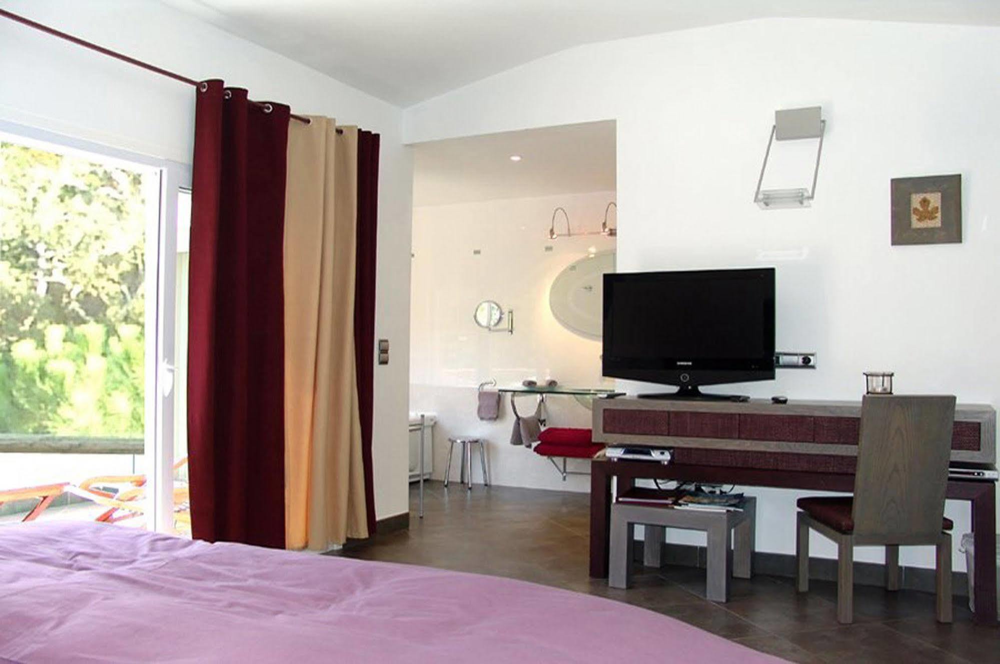 Hotel Private - Adult Only